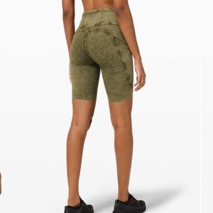 Fast and Free High-Rise Short 10” - Ice Dye Moss Green